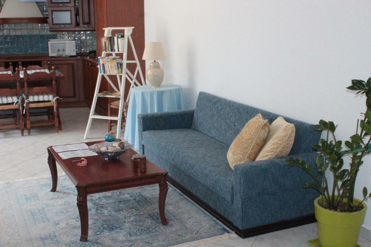 Seafarer'S Suite Galaxidi Bagian luar foto